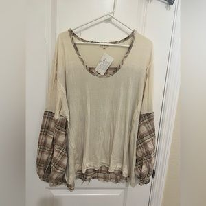 Write Your Story Printed Sleeve Top